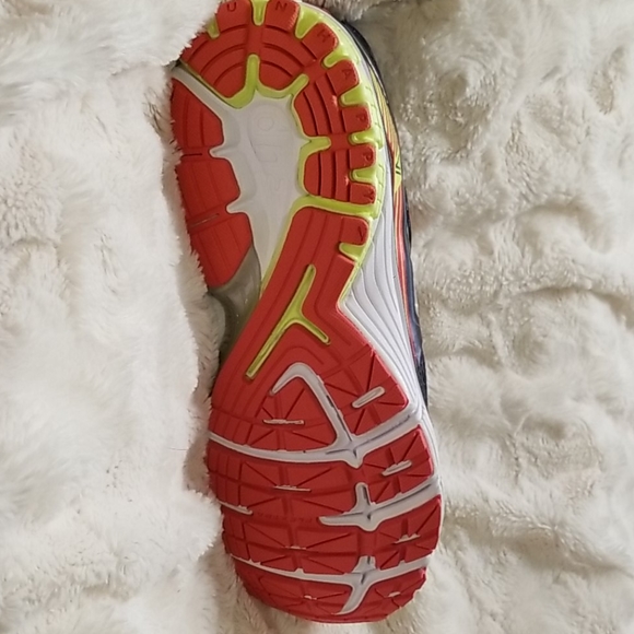 New Brooks Ravenna 6 size 10 - Picture 2 of 4